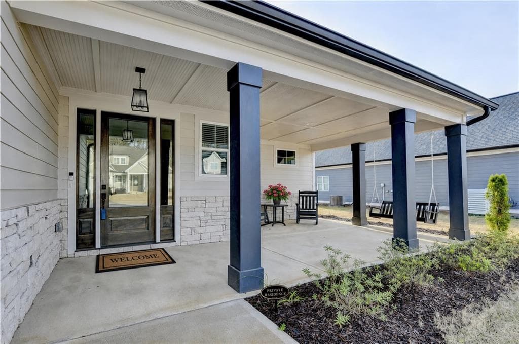 4 bedroom, 4 bathroom, 3,011 sq ft single family residence for sale at 1331 Legend Drive, Greensboro, GA 30642 — photo 3