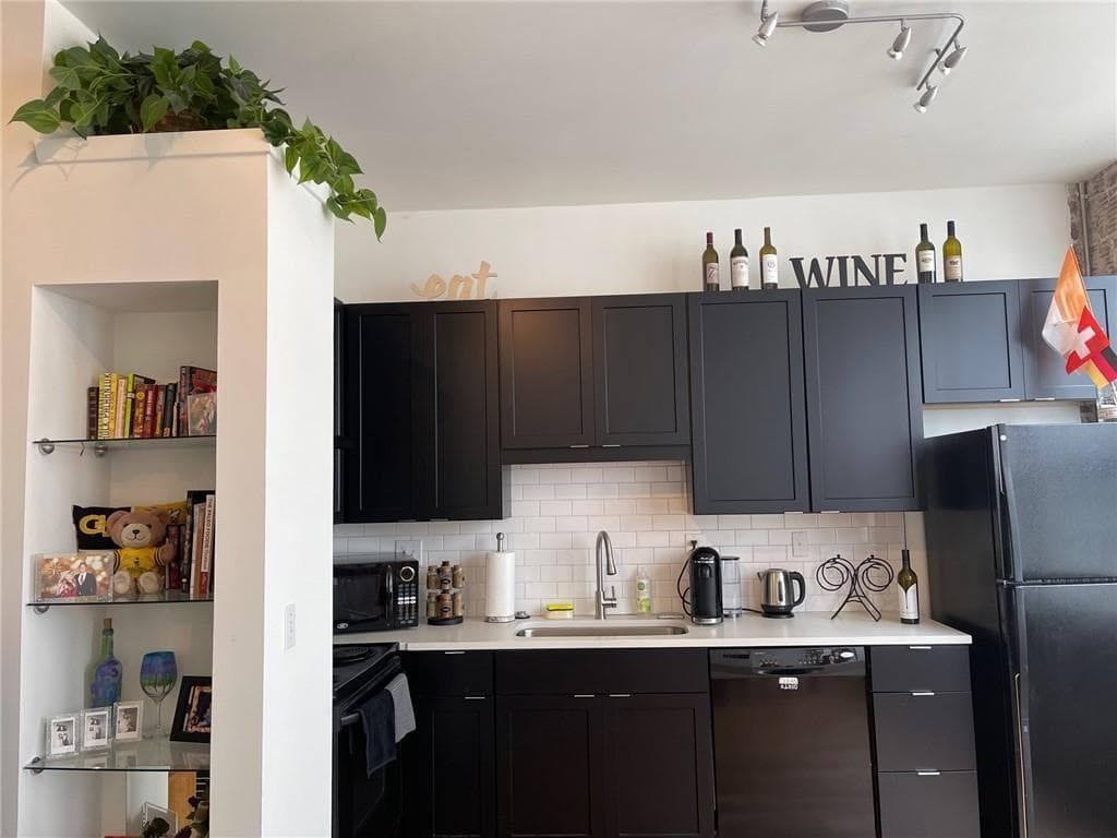1 bedroom, 1 bathroom, 625 sq ft condominium for rent at 800 Peachtree Street 8507, Atlanta, GA 30308 for $1,800 a month — photo 1 of 8