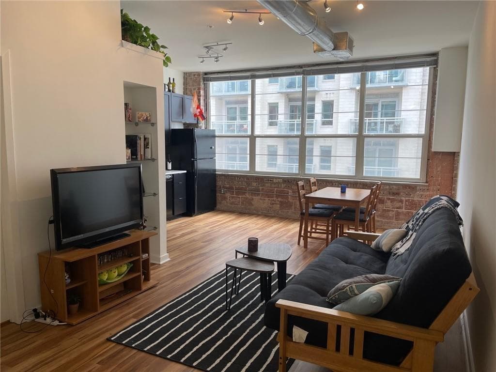 1 bedroom, 1 bathroom, 625 sq ft condominium for rent at 800 Peachtree Street 8507, Atlanta, GA 30308 for $1,800 a month — photo 3