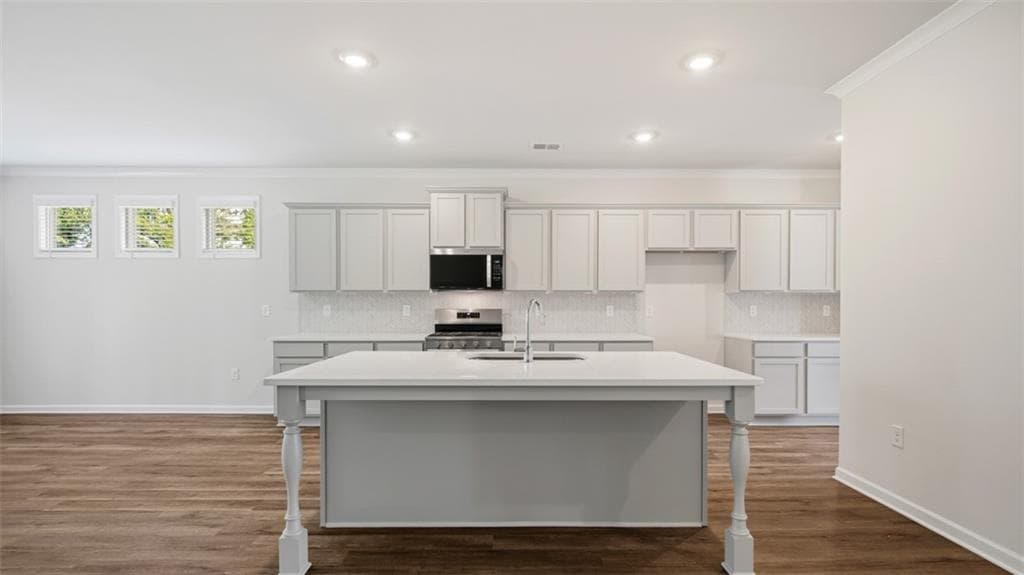 5 bedroom, 3 bathroom, 3,216 sq ft single family residence for sale at 171 Sandy Oak Drive, Loganville, GA 30052 — photo 5