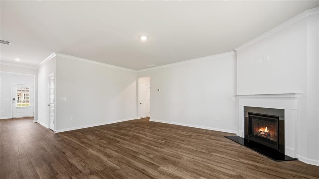 5 bedroom, 3 bathroom, 3,216 sq ft single family residence for sale at 171 Sandy Oak Drive, Loganville, GA 30052 — photo 8