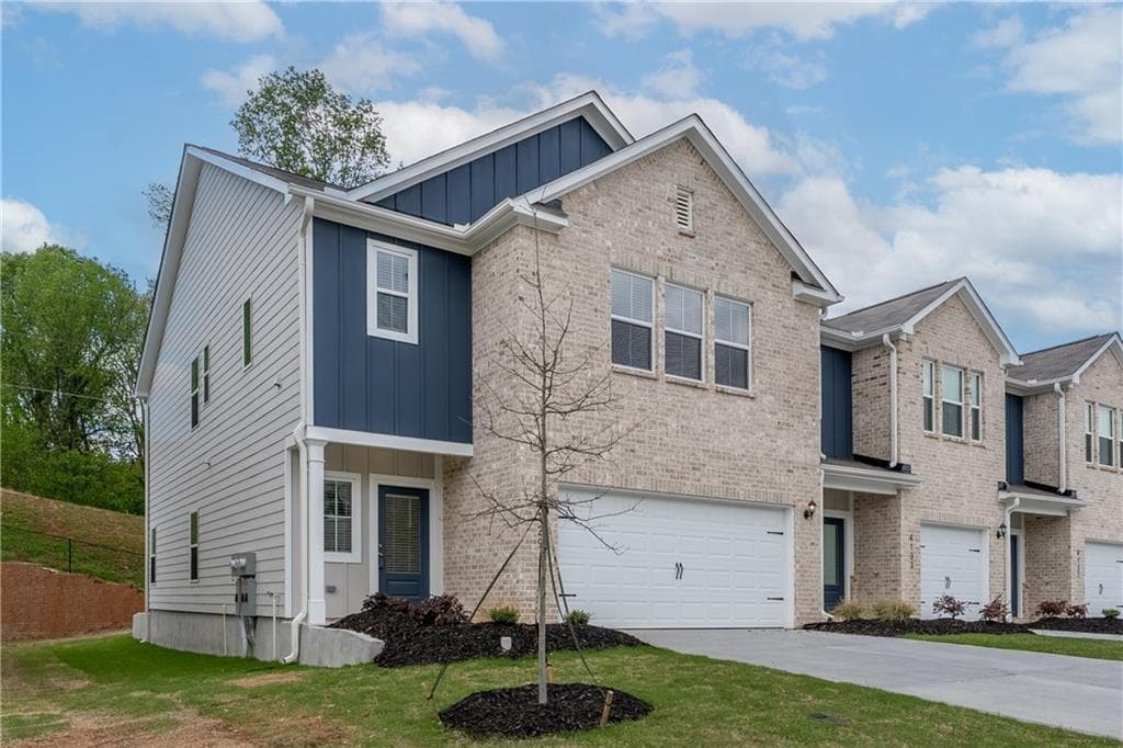 4 bedroom, 3 bathroom, 2,252 sq ft townhouse for rent at 4129 Oakwood Terrace Court, Oakwood, GA 30566 for $2,000 a month — photo 1 of 39