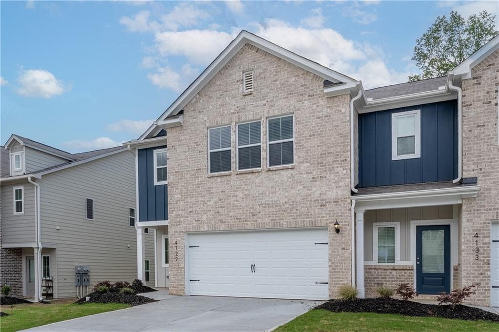 4 bedroom, 3 bathroom, 2,252 sq ft townhouse for rent at 4129 Oakwood Terrace Court, Oakwood, GA 30566 for $2,000 a month — photo 3