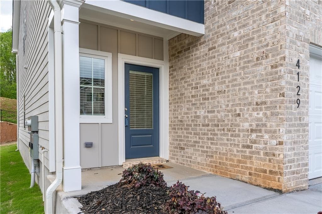 4 bedroom, 3 bathroom, 2,252 sq ft townhouse for rent at 4129 Oakwood Terrace Court, Oakwood, GA 30566 for $2,000 a month — photo 4