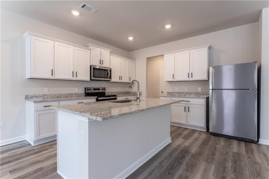 4 bedroom, 3 bathroom, 2,252 sq ft townhouse for rent at 4129 Oakwood Terrace Court, Oakwood, GA 30566 for $2,000 a month — photo 10