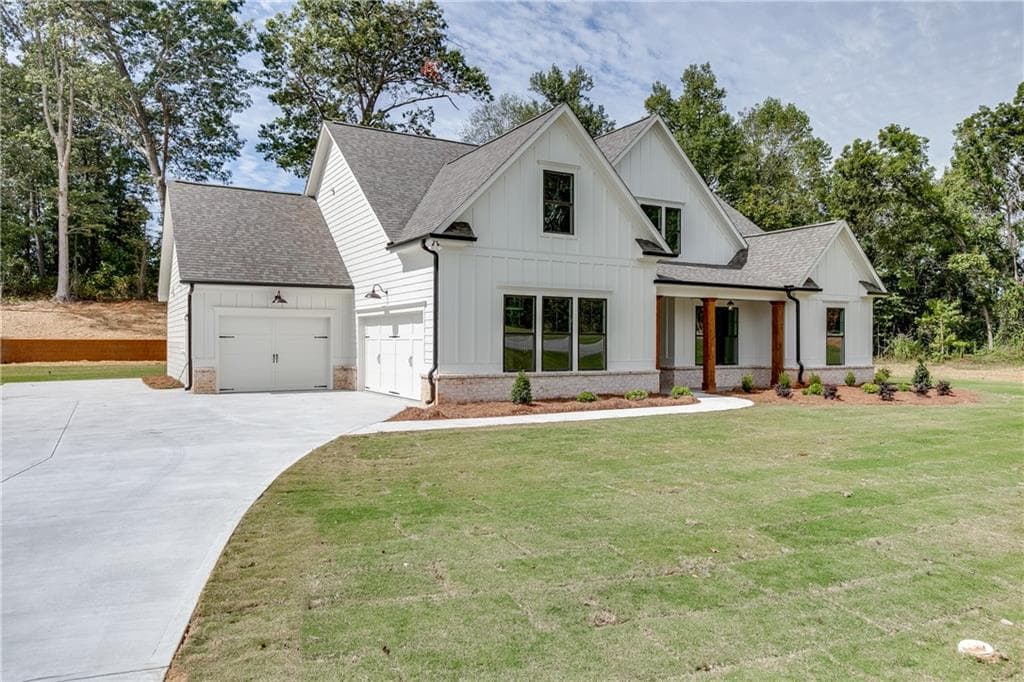 4 bedroom, 4 bathroom, 3,105 sq ft single family residence for sale at 159 Harvest Way, Commerce, GA 30529