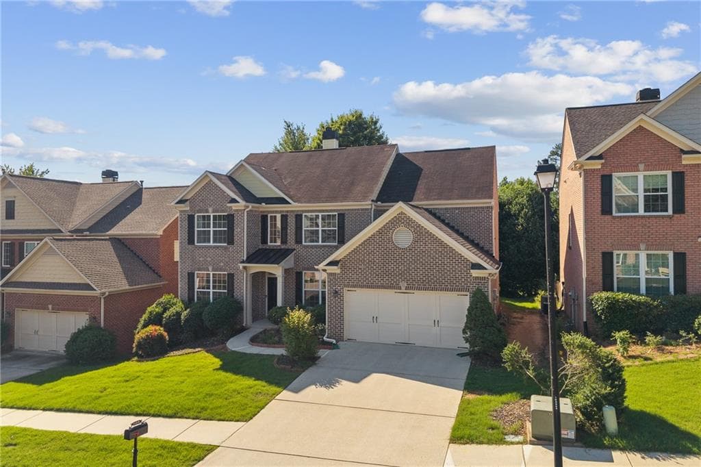 5 bedroom, 3 bathroom, 2,900 sq ft single family residence for sale at 1480 Belmont Hills Drive, Suwanee, GA 30024 — photo 2