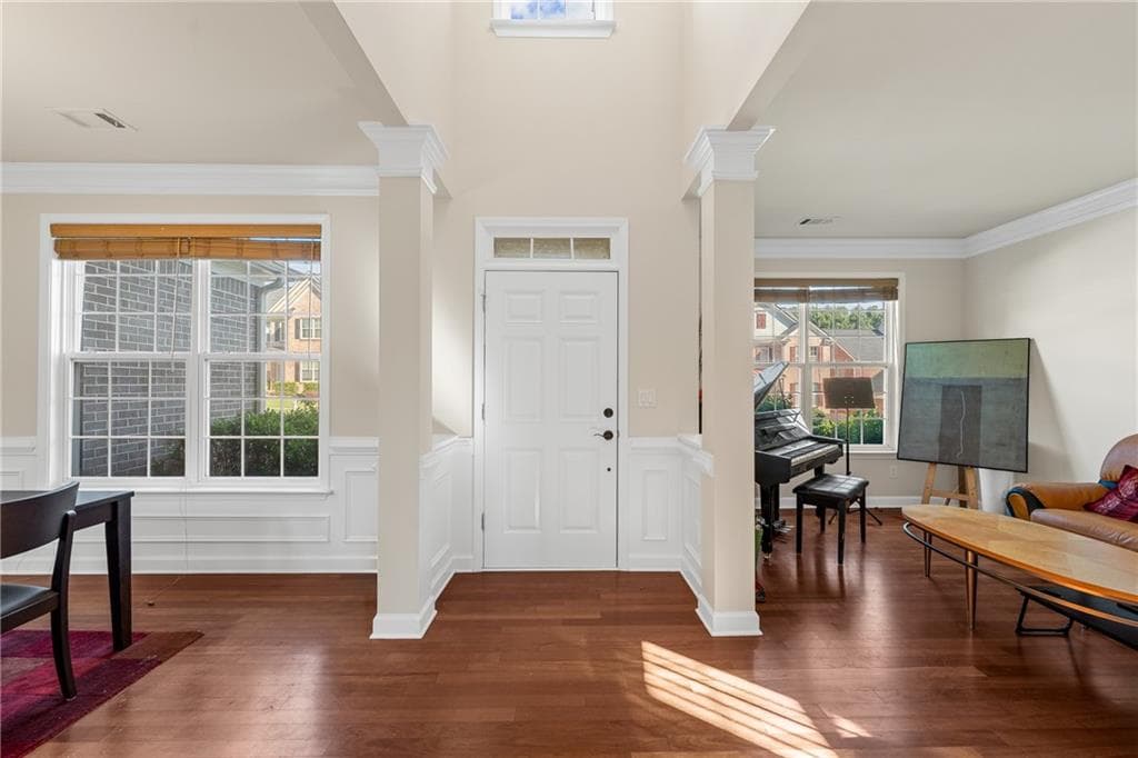 5 bedroom, 3 bathroom, 2,900 sq ft single family residence for sale at 1480 Belmont Hills Drive, Suwanee, GA 30024 — photo 5