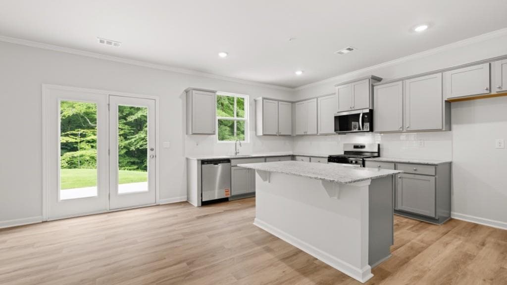 4 bedroom, 3 bathroom, 2,804 sq ft single family residence for sale at 3874 Donetta Drive, Atlanta, GA 30349 — photo 7