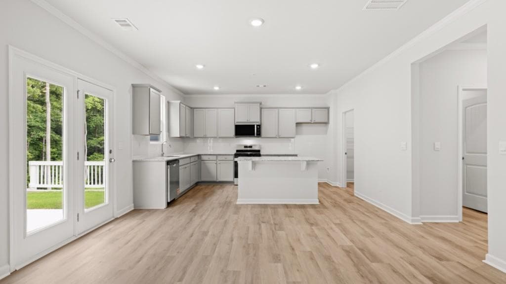 4 bedroom, 3 bathroom, 2,804 sq ft single family residence for sale at 3874 Donetta Drive, Atlanta, GA 30349 — photo 8