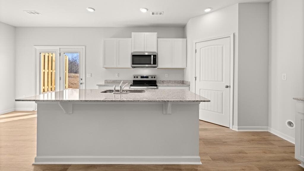 3 bedroom, 3 bathroom, 1,877 sq ft townhouse for sale at 260 Deerberry Drive, Jasper, GA 30143 — photo 4