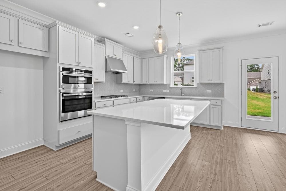 5 bedroom, 5 bathroom, 3,067 sq ft single family residence under contract at 1683 Caldwell Bend Lane, Dacula, GA 30019 — photo 3