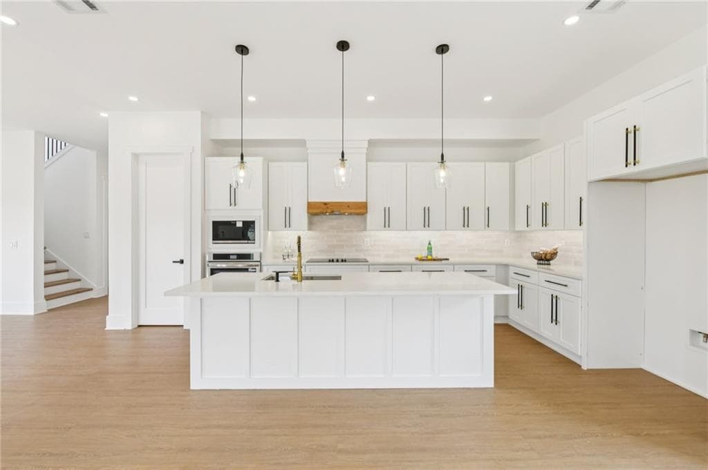 4 bedroom, 4 bathroom, 2,523 sq ft single family residence under contract at 405 Marys Path Lot 7, Loganville, GA 30052 — photo 7