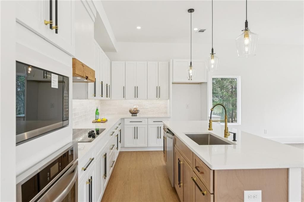 4 bedroom, 4 bathroom, 2,523 sq ft single family residence under contract at 405 Marys Path Lot 7, Loganville, GA 30052 — photo 8