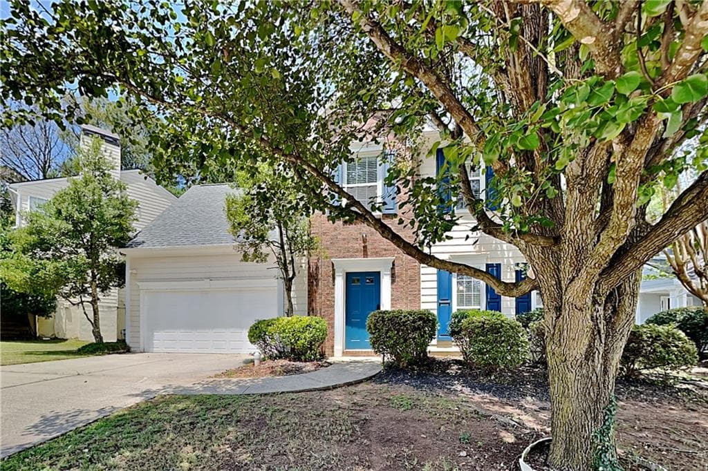 4 bedroom, 3 bathroom, 2,087 sq ft single family residence for rent at 2250 Winthrope Way Drive, Alpharetta, GA 30009 for $2,900 a month — photo 1 of 19