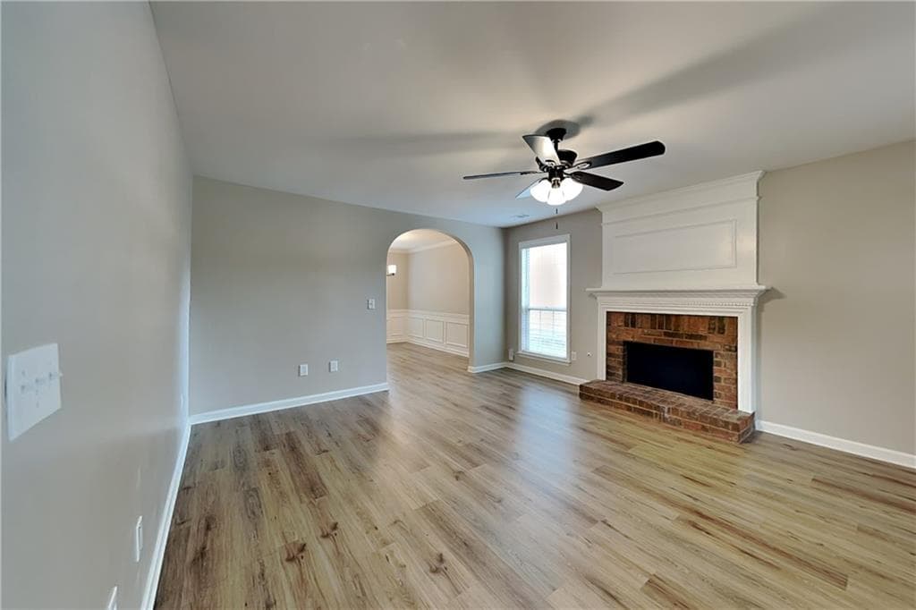 4 bedroom, 3 bathroom, 2,087 sq ft single family residence for rent at 2250 Winthrope Way Drive, Alpharetta, GA 30009 for $2,900 a month — photo 4