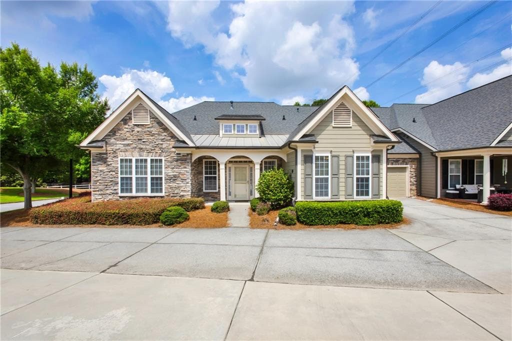 2 bedroom, 2 bathroom, 1,645 sq ft condominium for rent at 5358 Manor View Drive 12, Acworth, GA 30101 for $2,300 a month — photo 1 of 31