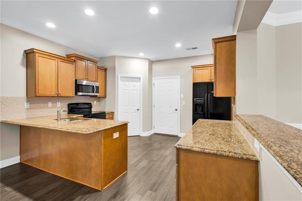 2 bedroom, 2 bathroom, 1,645 sq ft condominium for rent at 5358 Manor View Drive 12, Acworth, GA 30101 for $2,300 a month — photo 8
