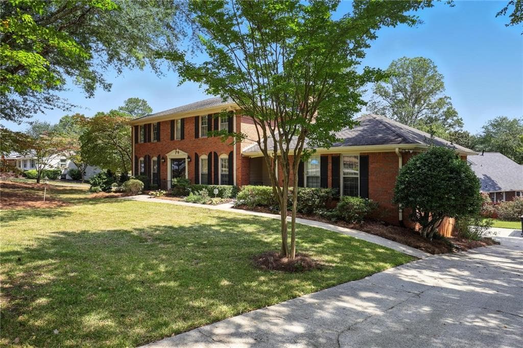 5 bedroom, 5 bathroom, 4,479 sq ft single family residence for sale at 3995 Manson Avenue, Smyrna, GA 30082 — photo 3