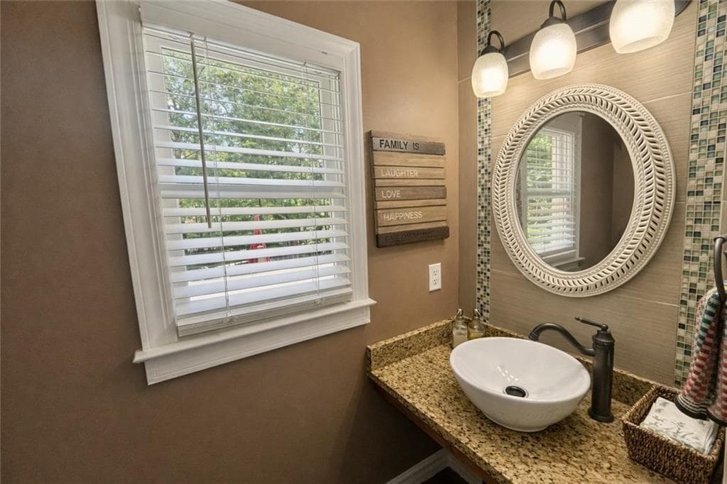 5 bedroom, 4 bathroom, 5,303 sq ft single family residence for sale at 4511 Verdant Woods Court, Powder Springs, GA 30127 — photo 10