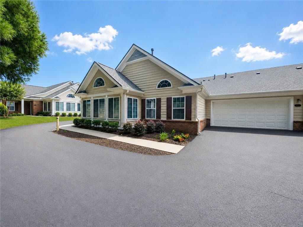 2 bedroom, 2 bathroom, 1,685 sq ft condominium for sale at 1535 Duluth Highway 503, Lawrenceville, GA 30043 — photo 2