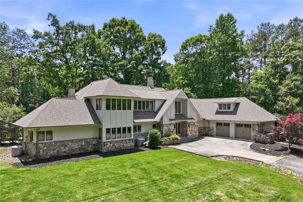 5 bedroom, 5 bathroom, 7,552 sq ft single family residence for rent at 3735 Smithtown Road, Suwanee, GA 30024 for $7,500 a month — photo 3