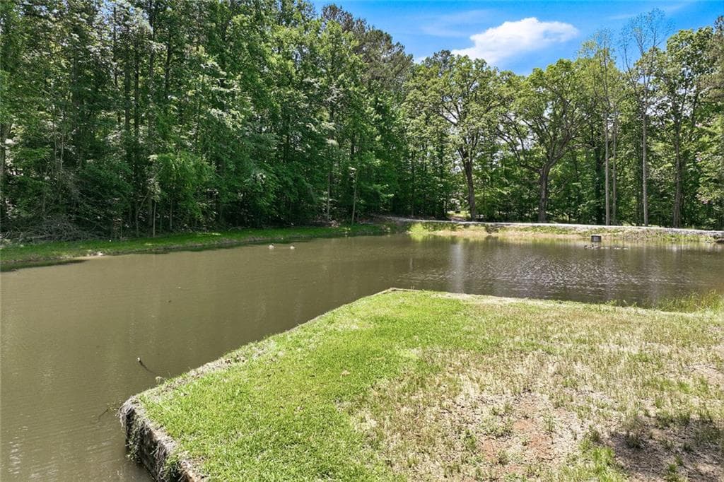 5 bedroom, 5 bathroom, 7,552 sq ft single family residence for rent at 3735 Smithtown Road, Suwanee, GA 30024 for $7,500 a month — photo 4