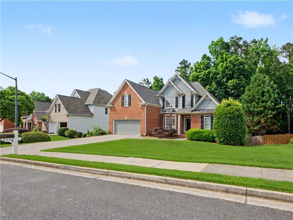 5 bedroom, 4 bathroom, 3,086 sq ft single family residence for sale at 4530 Amysaye Walk, Acworth, GA 30101 — photo 3