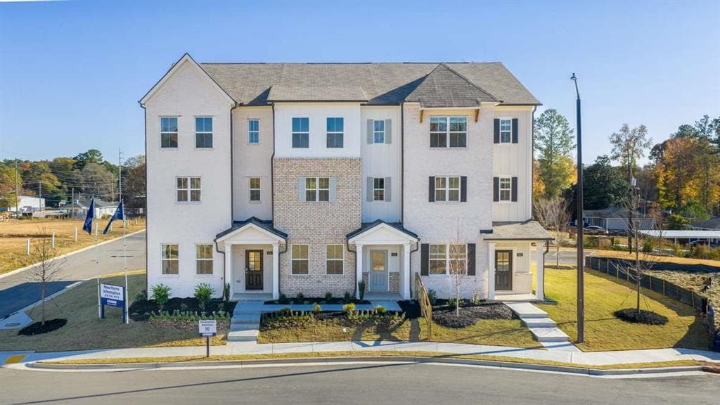 3 bedroom, 4 bathroom, 1,977 sq ft townhouse under contract at 6214 Honeybell Alley 52, Mableton, GA 30126 — photo 3