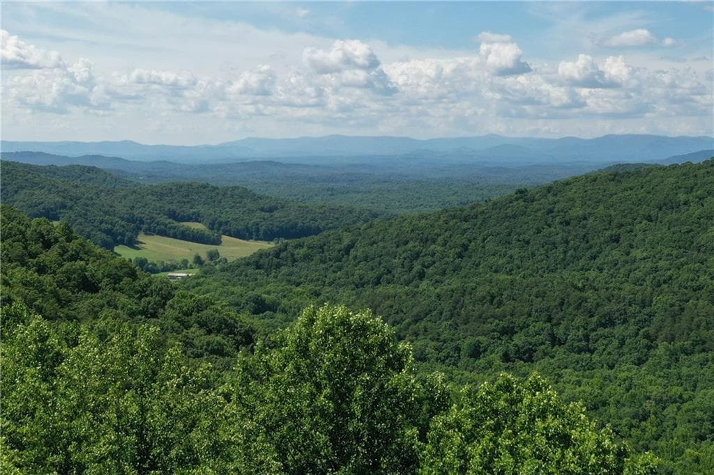 single family residence for sale at 270R Stone Cliff Drive, Ellijay, GA 30536 — photo 5