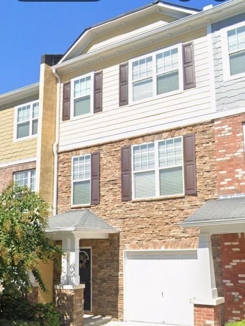 2 bedroom, 4 bathroom, 2,595 sq ft townhouse for rent at 783 Tulip Poplar Way, Lawrenceville, GA 30044 for $2,000 a month — photo 1 of 20