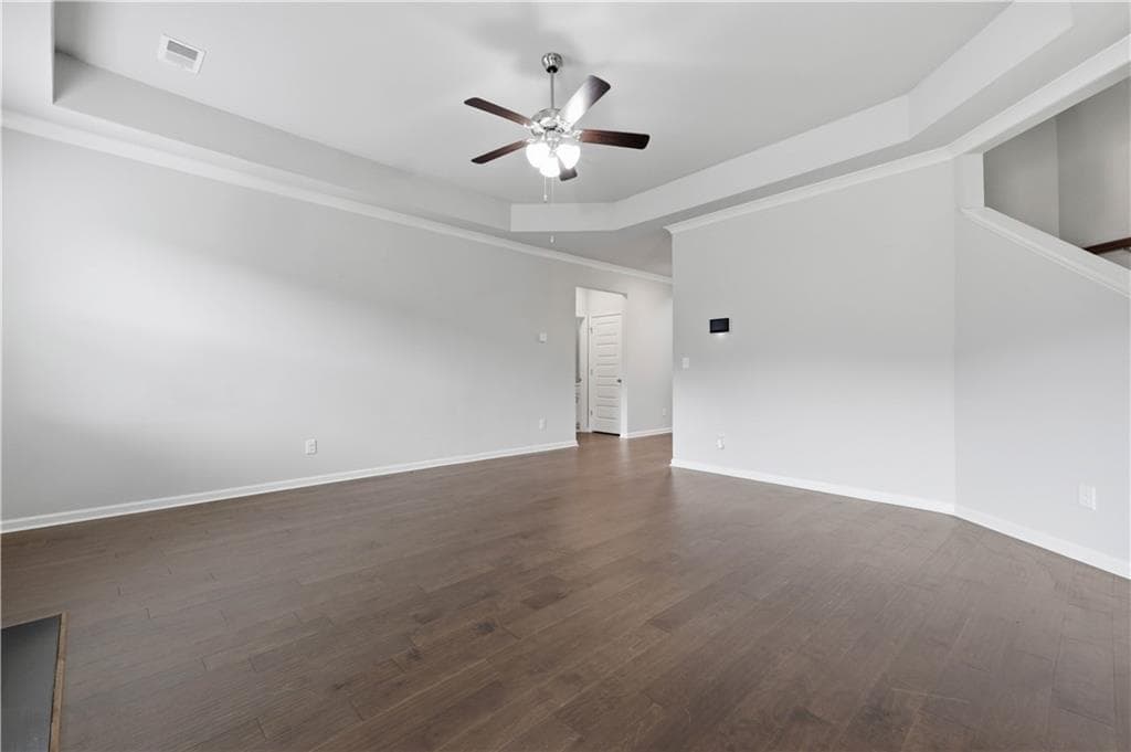 5 bedroom, 4 bathroom, 3,166 sq ft single family residence under contract at 19 Azalea Bloom Drive, Loganville, GA 30052 — photo 9