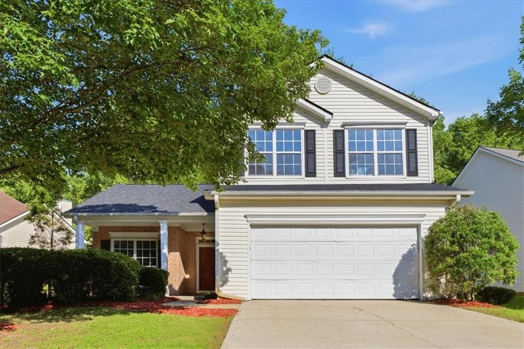3 bedroom, 3 bathroom, 1,676 sq ft single family residence sold at 1558 Silver Ridge Drive, Austell, GA 30106