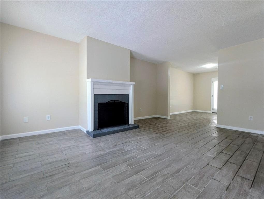 3 bedroom, 3 bathroom, 1,426 sq ft townhouse for sale at 4790 Hairston Place, Stone Mountain, GA 30088 — photo 5