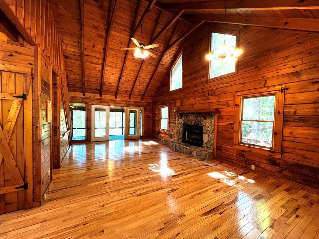 2 bedroom, 3 bathroom, 1,314 sq ft single family residence for sale at 187 Tiffany Lane, Mineral Bluff, GA 30559 — photo 3
