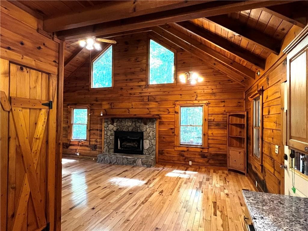 2 bedroom, 3 bathroom, 1,314 sq ft single family residence for sale at 187 Tiffany Lane, Mineral Bluff, GA 30559 — photo 6