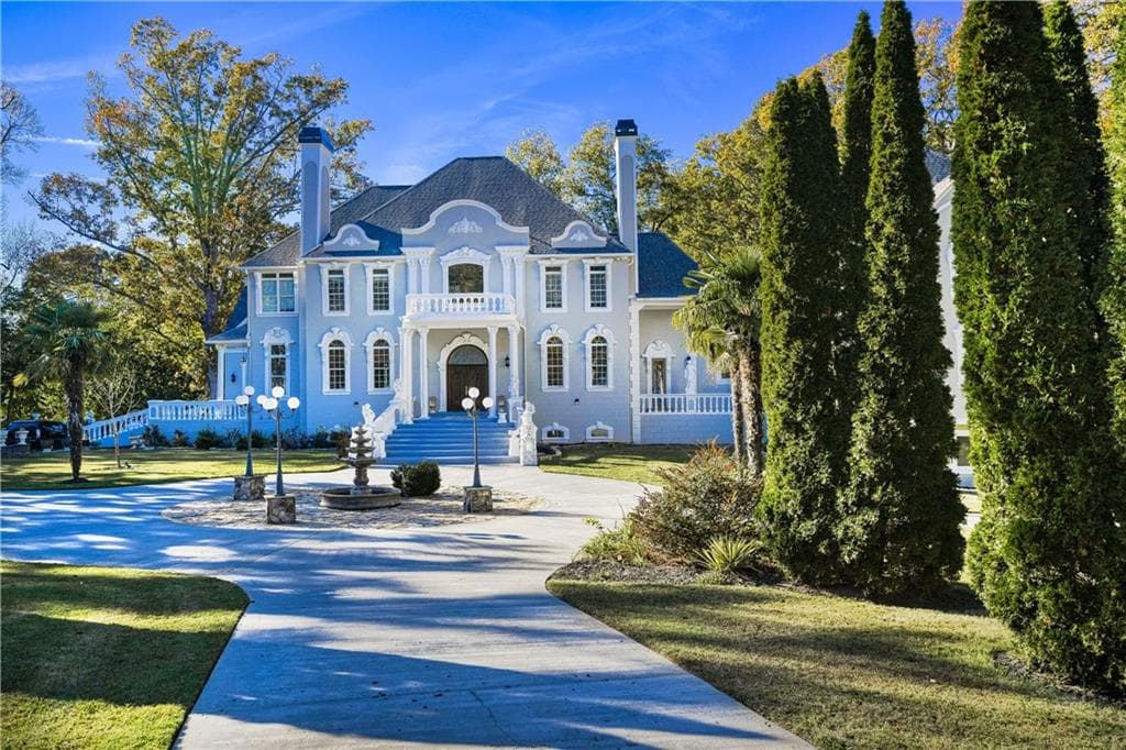12 bedroom, 15 bathroom, 10,711 sq ft single family residence for sale at 6020 Riverside Drive, Atlanta, GA 30328 — photo 5
