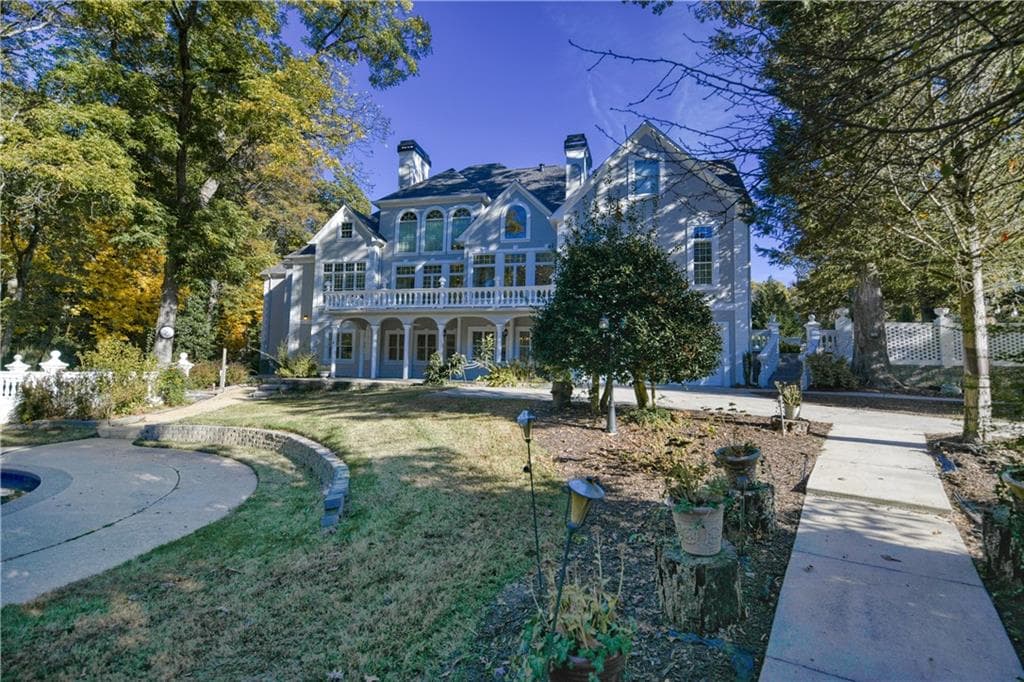 12 bedroom, 15 bathroom, 10,711 sq ft single family residence for sale at 6020 Riverside Drive, Atlanta, GA 30328 — photo 6