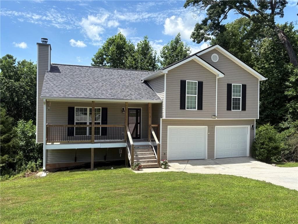 4 bedroom, 3 bathroom, 1,888 sq ft single family residence sold at 5374 Crown Oaks Drive, Lula, GA 30554