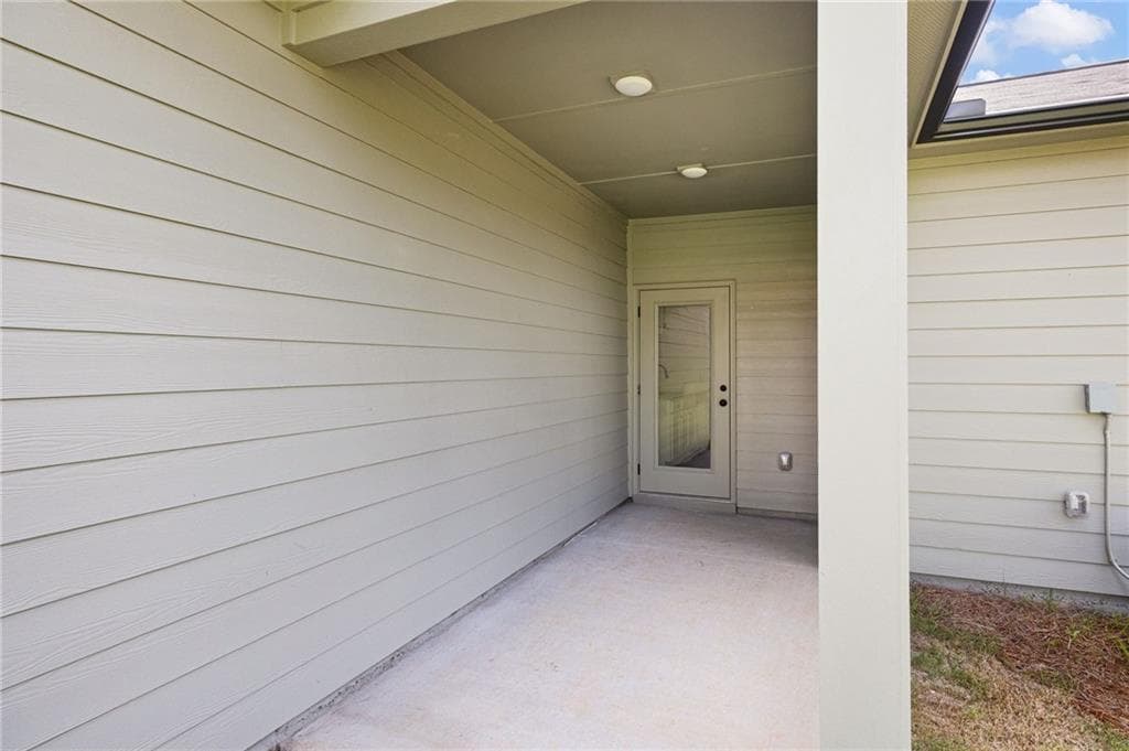 3 bedroom, 2 bathroom, 1,154 sq ft single family residence for sale at 109 Winston Way, Carrollton, GA 30117 — photo 3