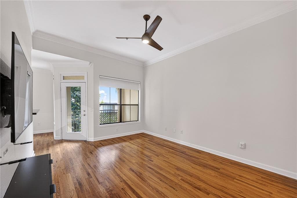 1 bedroom, 1 bathroom, 919 sq ft condominium for sale at 3777 Peachtree Road 1134, Atlanta, GA 30319 — photo 4