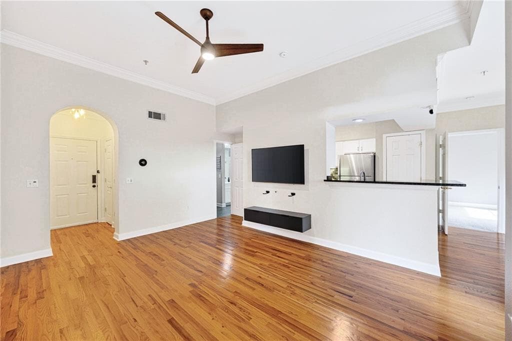 1 bedroom, 1 bathroom, 919 sq ft condominium for sale at 3777 Peachtree Road 1134, Atlanta, GA 30319 — photo 1 of 44