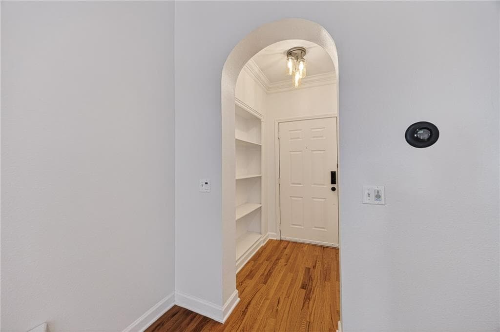1 bedroom, 1 bathroom, 919 sq ft condominium for sale at 3777 Peachtree Road 1134, Atlanta, GA 30319 — photo 8