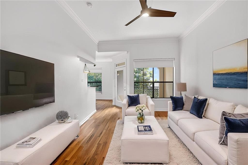 1 bedroom, 1 bathroom, 919 sq ft condominium for sale at 3777 Peachtree Road 1134, Atlanta, GA 30319 — photo 3