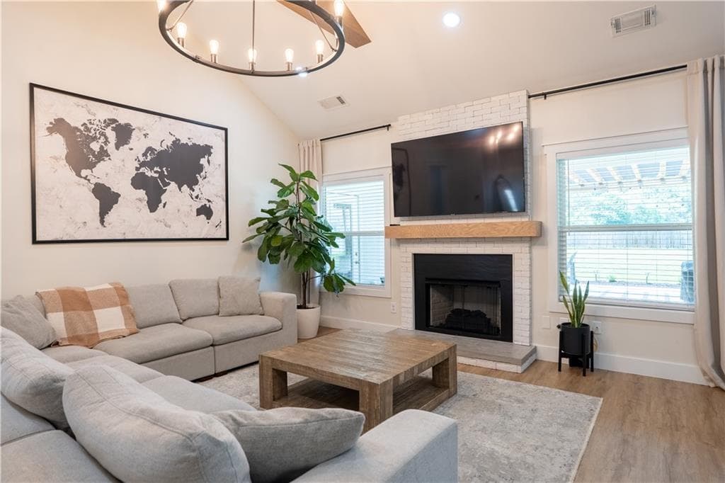 4 bedroom, 3 bathroom, 2,650 sq ft single family residence for sale at 407 Glenn Trail, Winder, GA 30680 — photo 9