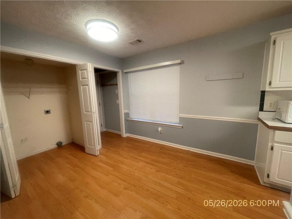 4 bedroom, 3 bathroom, 2,146 sq ft single family residence under contract at 260 Rosewood Circle, Covington, GA 30016 — photo 8