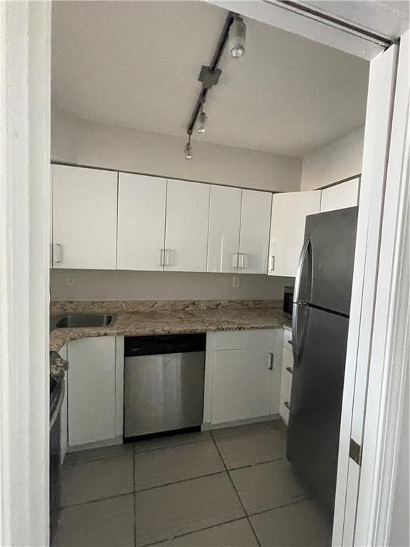 1 bedroom, 1 bathroom, 807 sq ft condominium for rent at 2870 Pharr Court South 1802, Atlanta, GA 30305 for $1,850 a month — photo 6