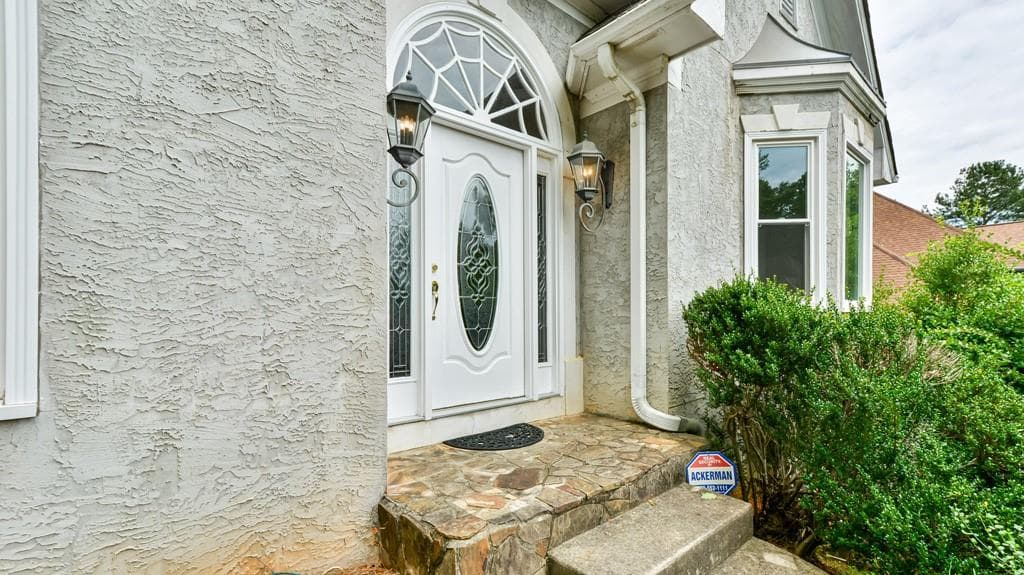 4 bedroom, 4 bathroom, 3,908 sq ft single family residence for sale at 371 Bridgebrook Lane, Smyrna, GA 30082 — photo 6