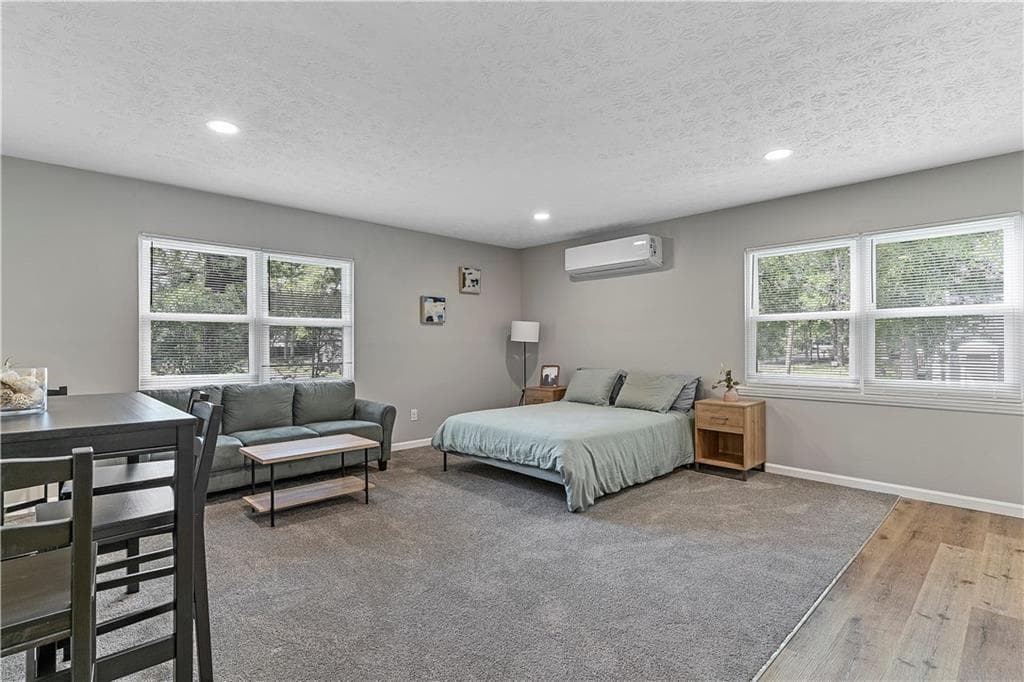 1 bathroom, 750 sq ft apartment for rent at 1701 Hawthorne Avenue 1B, Atlanta, GA 30337 for $950 a month — photo 2