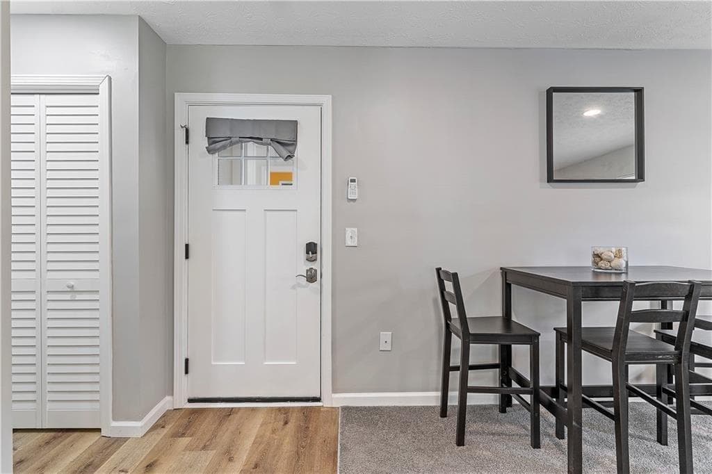 1 bathroom, 750 sq ft apartment for rent at 1701 Hawthorne Avenue 1B, Atlanta, GA 30337 for $950 a month — photo 6
